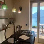 With Panoramic Views For 6 * Oggebbio