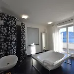 With Panoramic Views For 6 Oggebbio