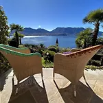 With Panoramic Views For 6 Villa
