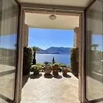 With Panoramic Views For 6 Oggebbio