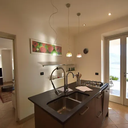 With Panoramic Views For 6 Villa Oggebbio