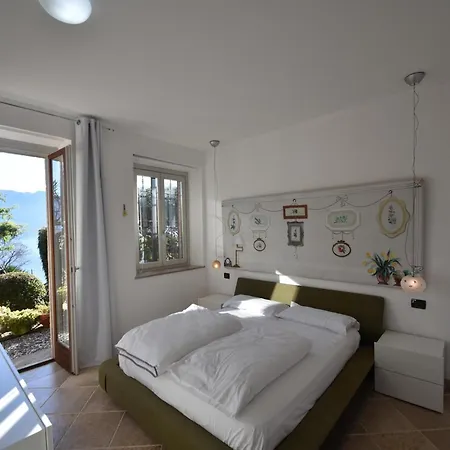 Villa With Panoramic Views For 6 Oggebbio